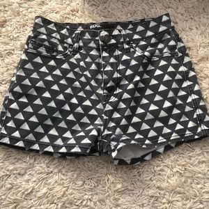 BDG. triangle print jean shorts
